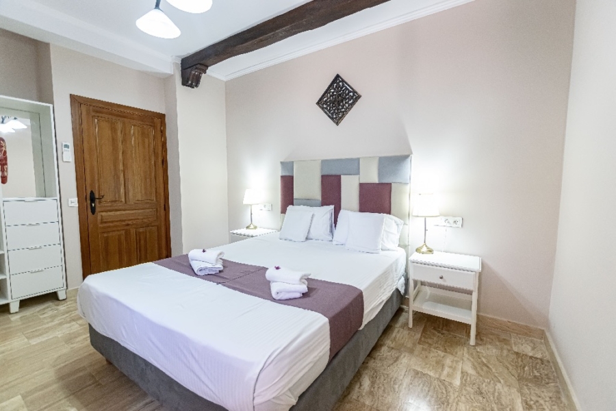 Comoda casa de 4 dormitorios Alhaurin de la Torre Comfortable 4 bedroom home Alhaurin de la Torre Casă confortabilă cu 4 dormitoare Alhaurin de la Torre Maison confortable de 4 chambres à Alhaurin de la Torre