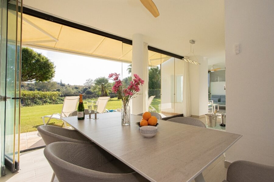 Bajo de 3 dormitorios en la Nueva Milla de Oro, Estepona 3 Bed Ground Floor in The New Golden Mile, Estepona