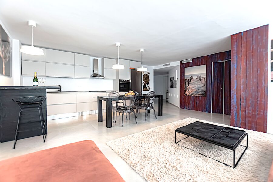 Magnífico piso de 2 dormitorios en Puerto Banús, Marbella Magnificent 2 bedroom apartment in Puerto Banús, Marbella Apartament cu 2 dormitoare in Puerto Banus, Marbella Magnifique appartement 2 chambres au Puerto Banus, Marbella