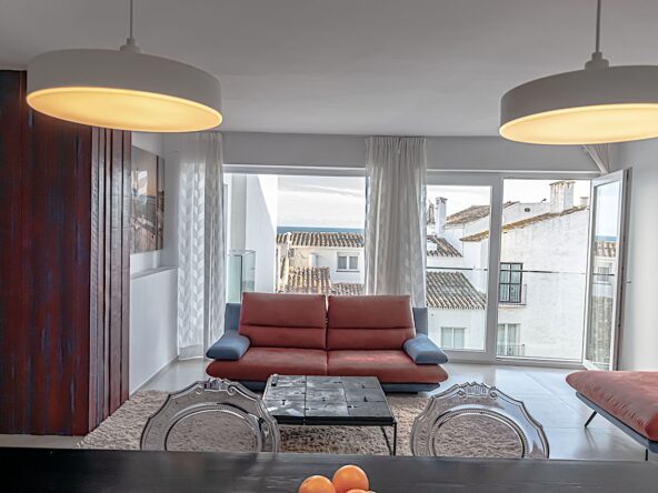 Magnífico piso de 2 dormitorios en Puerto Banús, Marbella Magnificent 2 bedroom apartment in Puerto Banús, Marbella Apartament cu 2 dormitoare in Puerto Banus, Marbella Magnifique appartement 2 chambres au Puerto Banus, Marbella